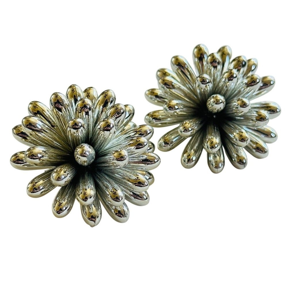 Flashy Earrings VTG Clip Acrylic Beads Silver Metallic Beaded 70s Burst chunky